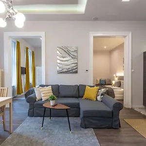 דירה Luxury Central Next To The Fashion Str., בודפשט